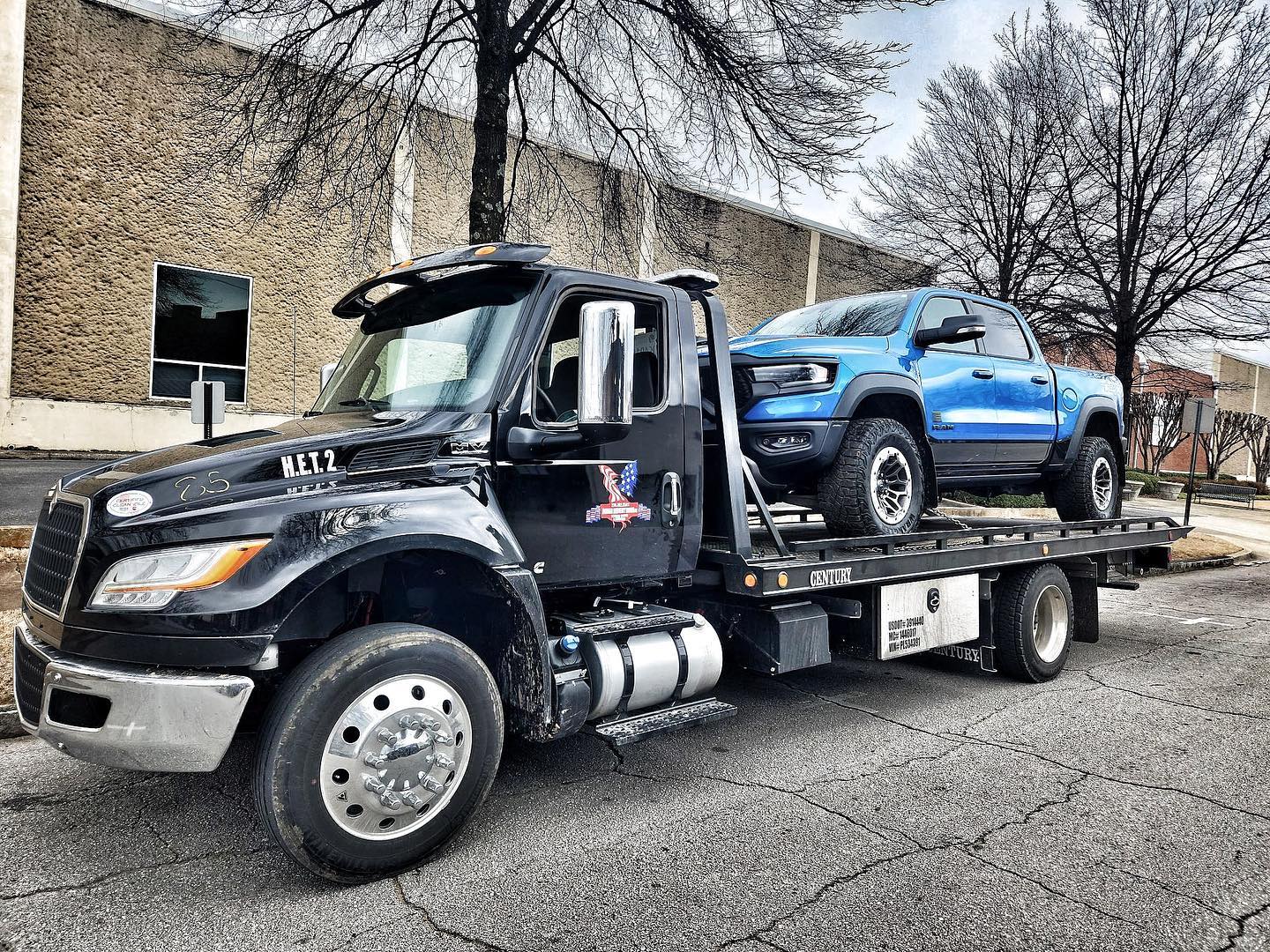 Fast, Reliable Emergency Towing Services